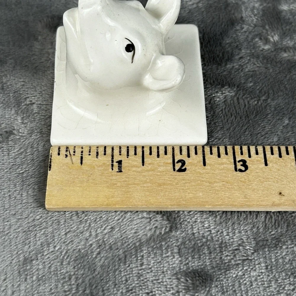 Vintage White Ceramic Pig Head Dish Towel Apron Holder Hanger Wall Mount Farm